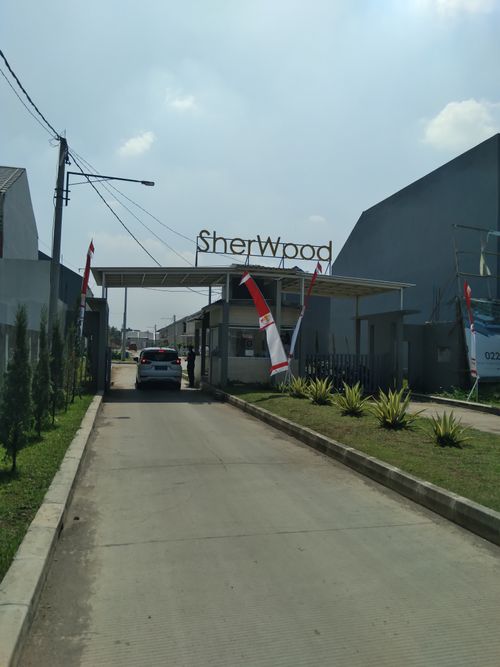 foto gerbang perumahan TAMAN KOPO INDAH V