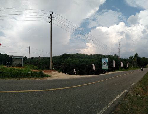 foto gerbang perumahan KHALANA RIVERSIDE