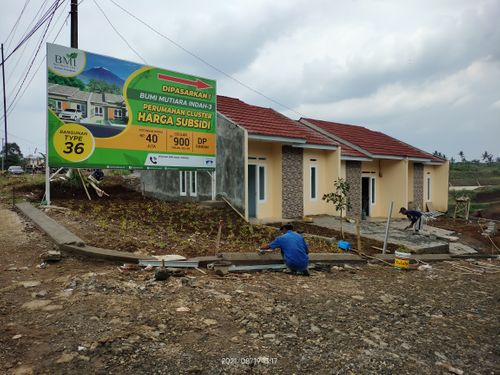 foto gerbang perumahan Bumi Mutiara Indah 3