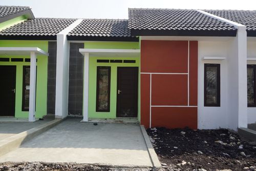 foto tampak rumah tipe 36/72 perumahan Grand Cendana Residence