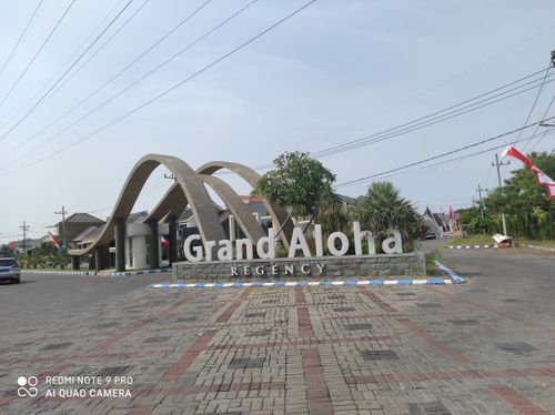 foto gerbang perumahan GRAND ALOHA REGENCY