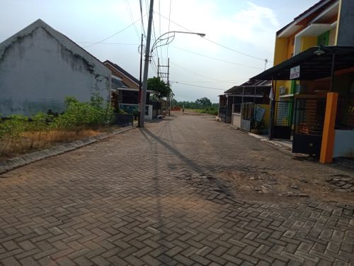 foto posisi tengah perumahan GREEN GIRI VILLAGE