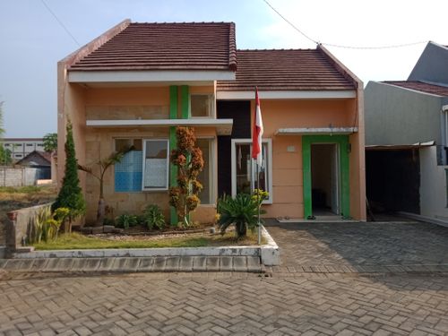 foto contoh rumah perumahan GREEN GIRI VILLAGE