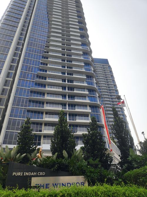 foto gerbang perumahan THE WINDSOR