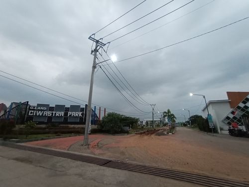 foto gerbang perumahan G-Land Ciwastra Park