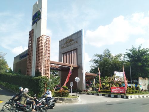 foto gerbang perumahan GRAHAYANA