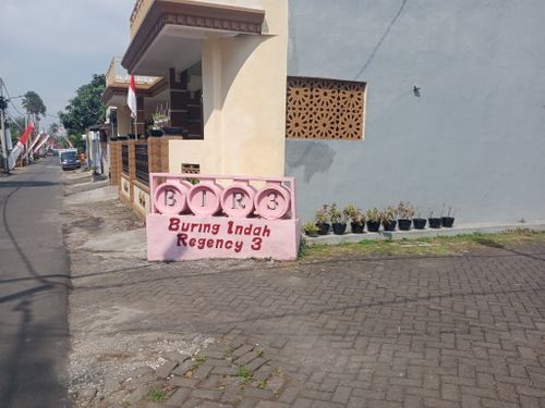 foto gerbang perumahan PERUM BURING INDAH REGENCY 3 NEW
