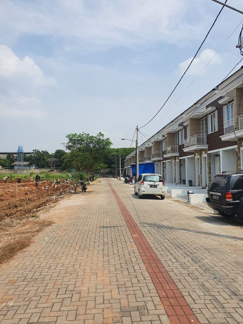 foto posisi tengah perumahan Duta Indah Residence