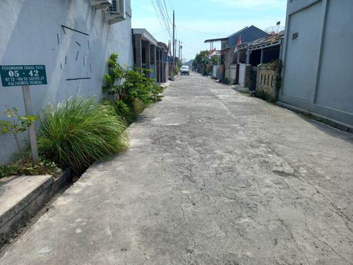 foto gerbang perumahan PERUM GRAHA RAYA 1 SARIREJO