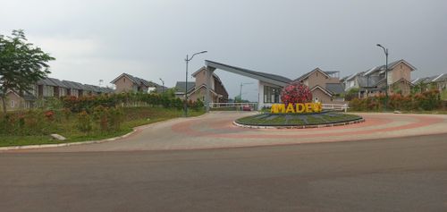 foto gerbang perumahan RANCAMAYA GOLF ESTATE CLUSTER AMADEUS TAHAP 1