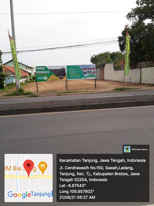 foto gerbang perumahan TRIEHANS VILLAGE TANJUNG