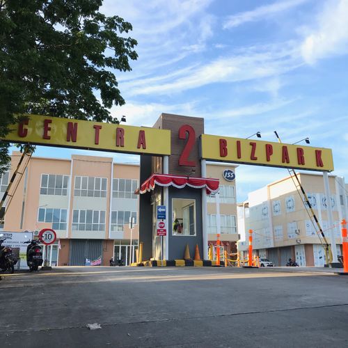 foto gerbang perumahan Centra Bizpark 2