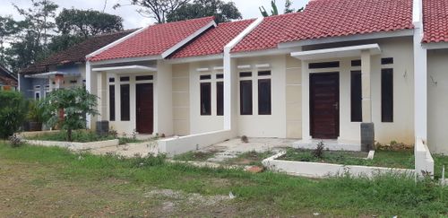 foto contoh rumah perumahan Griya bukit neglasari