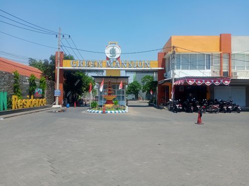 foto gerbang perumahan Green Mansion Residence