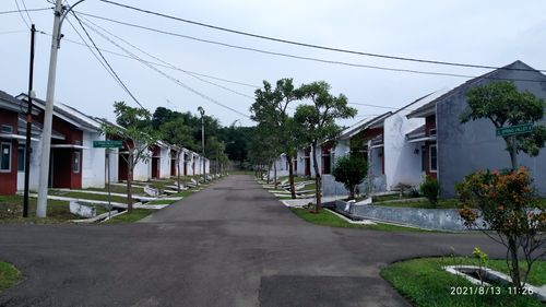 foto posisi tengah perumahan SPRING VALLEY (CITRA MAJA RAYA JO)