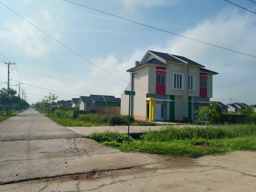 foto posisi tengah perumahan OPI REGENCY 3