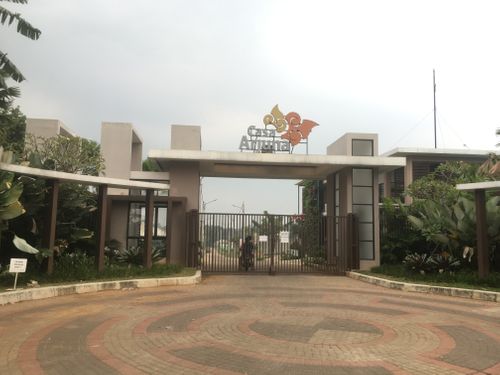 foto gerbang perumahan CASA ARJUNA