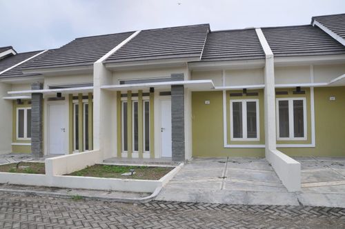 foto contoh rumah perumahan Perumnas Klipang Green 2