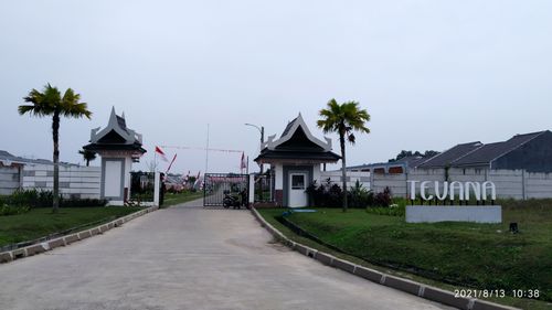 foto gerbang perumahan TEVANA (CITRA MAJA RAYA)