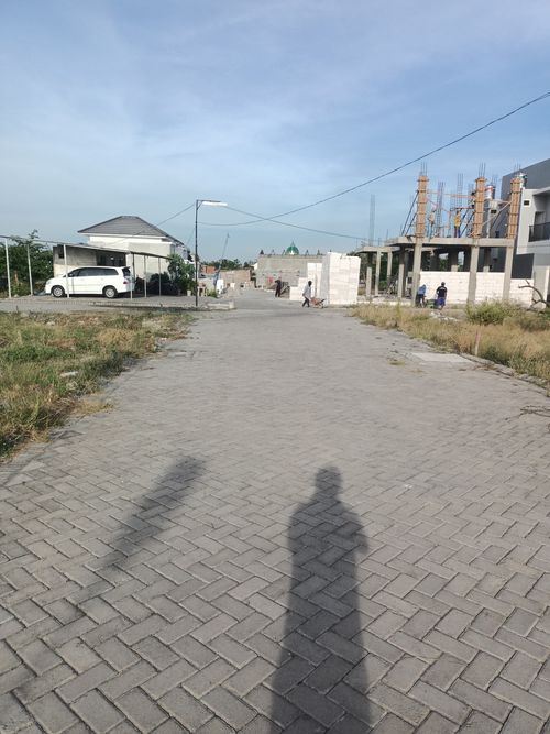 foto posisi tengah perumahan GRAND CERME REGENCY