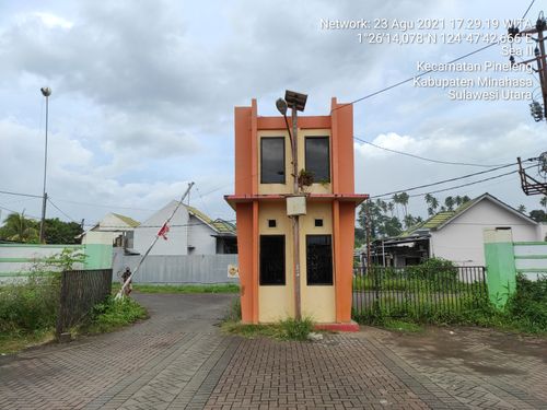 foto gerbang perumahan PALM HIGHLAND VILLAGE
