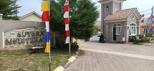foto gerbang perumahan SUTERA MEDITERANIA
