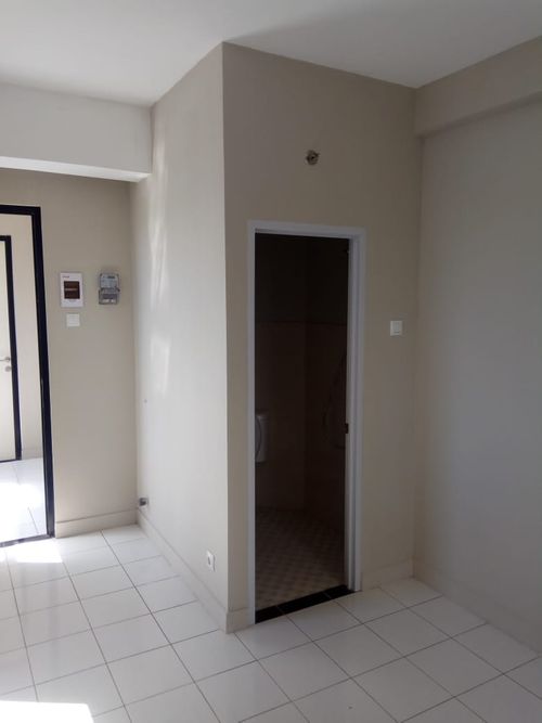 foto tampak rumah tipe STUDIO C perumahan Grand Kamala Lagoon