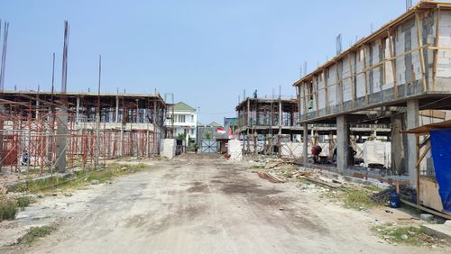 foto gerbang perumahan EASTERNPARK RESIDENCE
