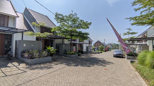 foto posisi tengah perumahan GRIANAN AGUNG