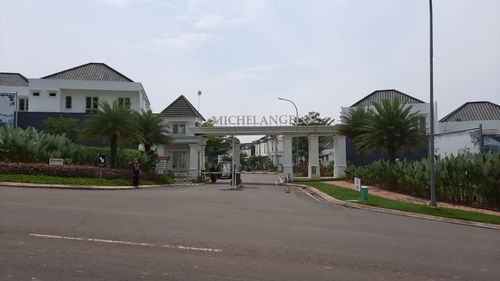foto gerbang perumahan CITRALAND BANDAR LAMPUNG