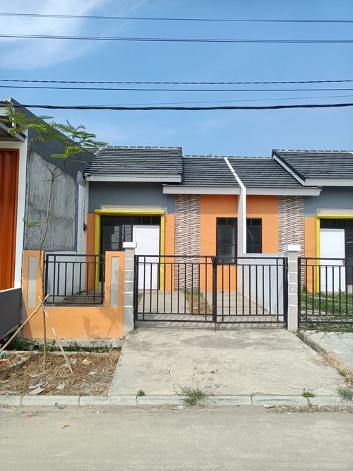 foto tampak rumah tipe ANDALUSITE 5A perumahan PERMATA NUSA INDAH
