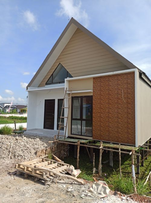 foto contoh rumah perumahan DE LAIDEN