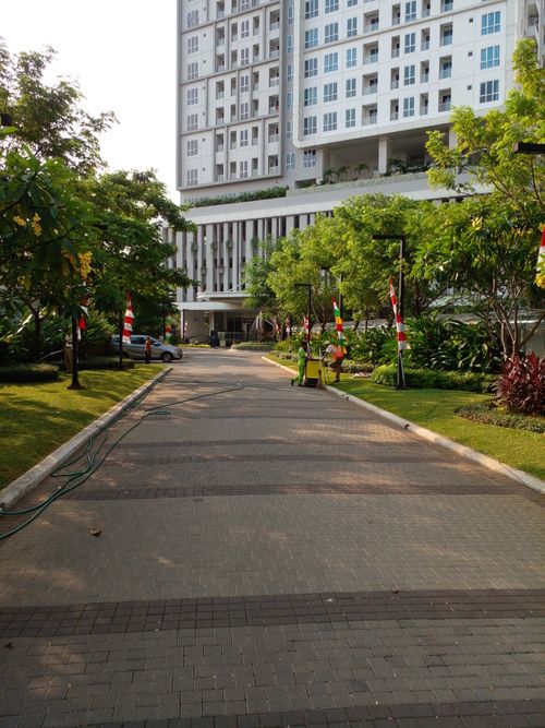 foto posisi tengah perumahan Apartemen Grand Madison