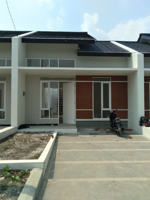 foto tampak rumah tipe 40/114 perumahan TAMAN KOPO INDAH V