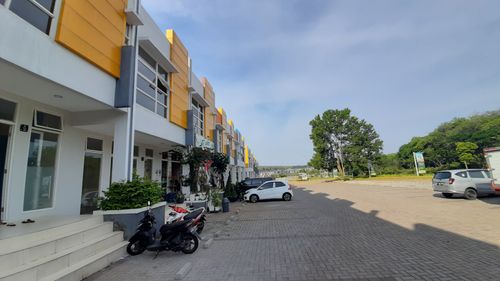 foto posisi tengah perumahan Ruko Forest Hill Citraland BSB City
