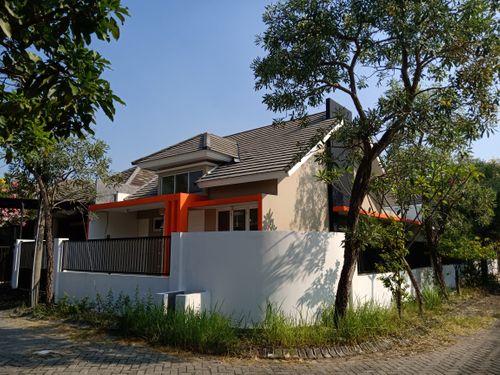 foto contoh rumah perumahan Griya Babatan Mukti