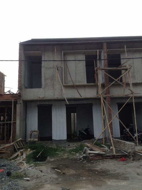foto tampak rumah tipe 84/114 perumahan TAMAN KOPO INDAH V