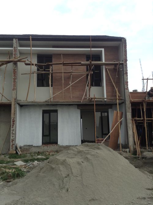 foto tampak rumah tipe 112/140 perumahan TAMAN KOPO INDAH V