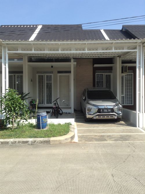 foto tampak rumah tipe 75/108 perumahan TAMAN KOPO INDAH V