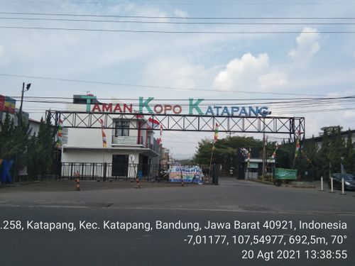 foto gerbang perumahan TAMAN KOPO KATAPANG