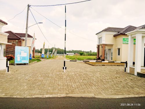 foto gerbang perumahan SUNAN REGENCY