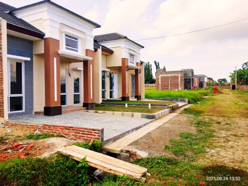 foto posisi tengah perumahan SUNAN REGENCY