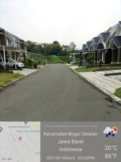 foto posisi tengah perumahan ROYAL TAJUR RESIDENCE, CLUSTER AVEBURY