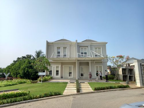 foto contoh rumah perumahan MILLENNIUM CITY