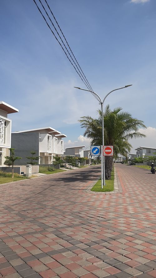 foto posisi tengah perumahan PURI SAFIRA REGENCY