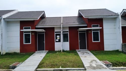 foto tampak rumah tipe TULIPS A (SUDUT) perumahan SPRING VALLEY (CITRA MAJA RAYA JO)