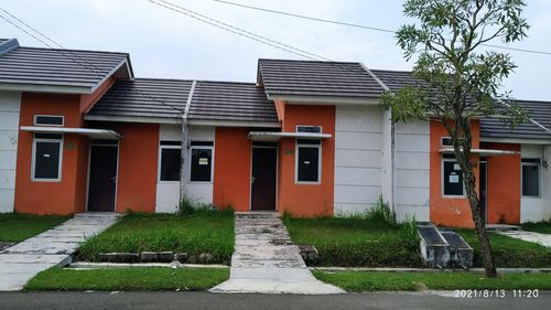 foto tampak rumah tipe TULIPS A (SUDUT) perumahan SPRING FIELD (CITRA MAJA RAYA JO)