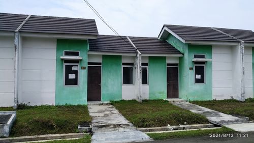 foto tampak rumah tipe LILY A perumahan SPRING FIELD (CITRA MAJA RAYA JO)