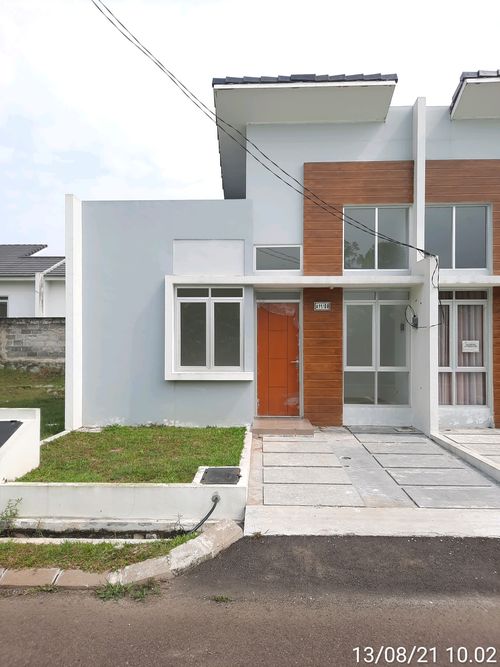 foto tampak rumah tipe PINE A perumahan GREEN COVE