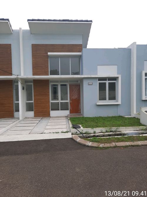 foto tampak rumah tipe OAK A perumahan GREEN LAND (CITRA MAJA RAYA JO)